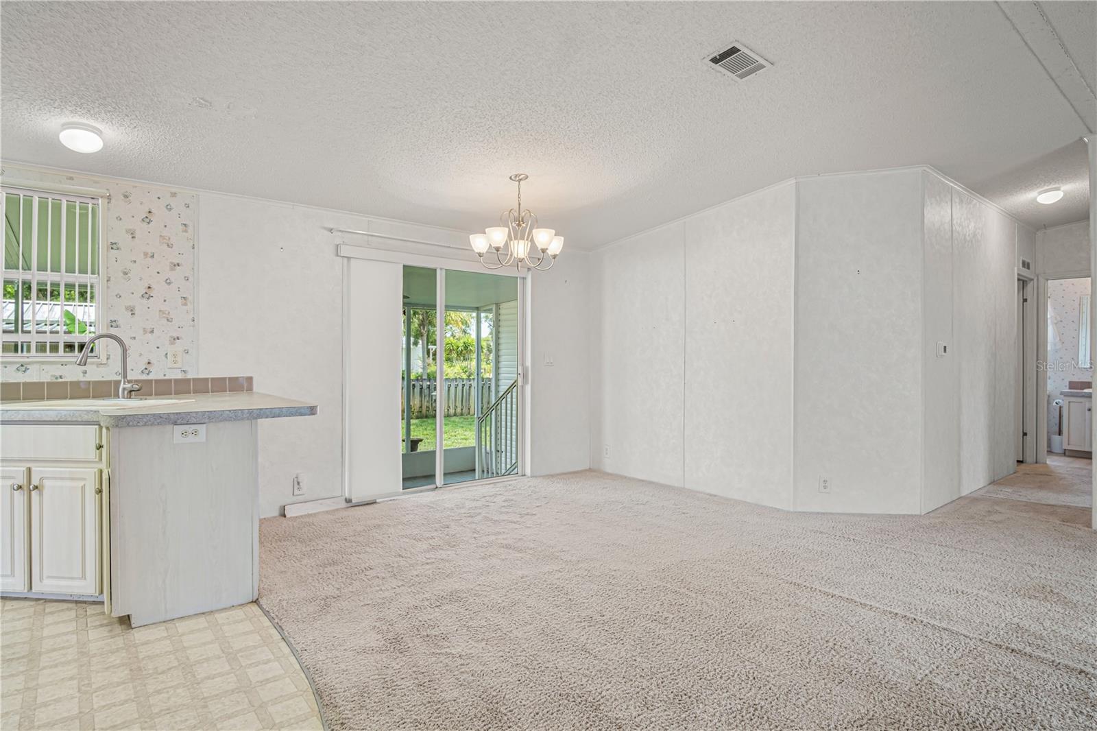 LAURELWOOD MOBILE ESTATES UNIT 01 - Residential