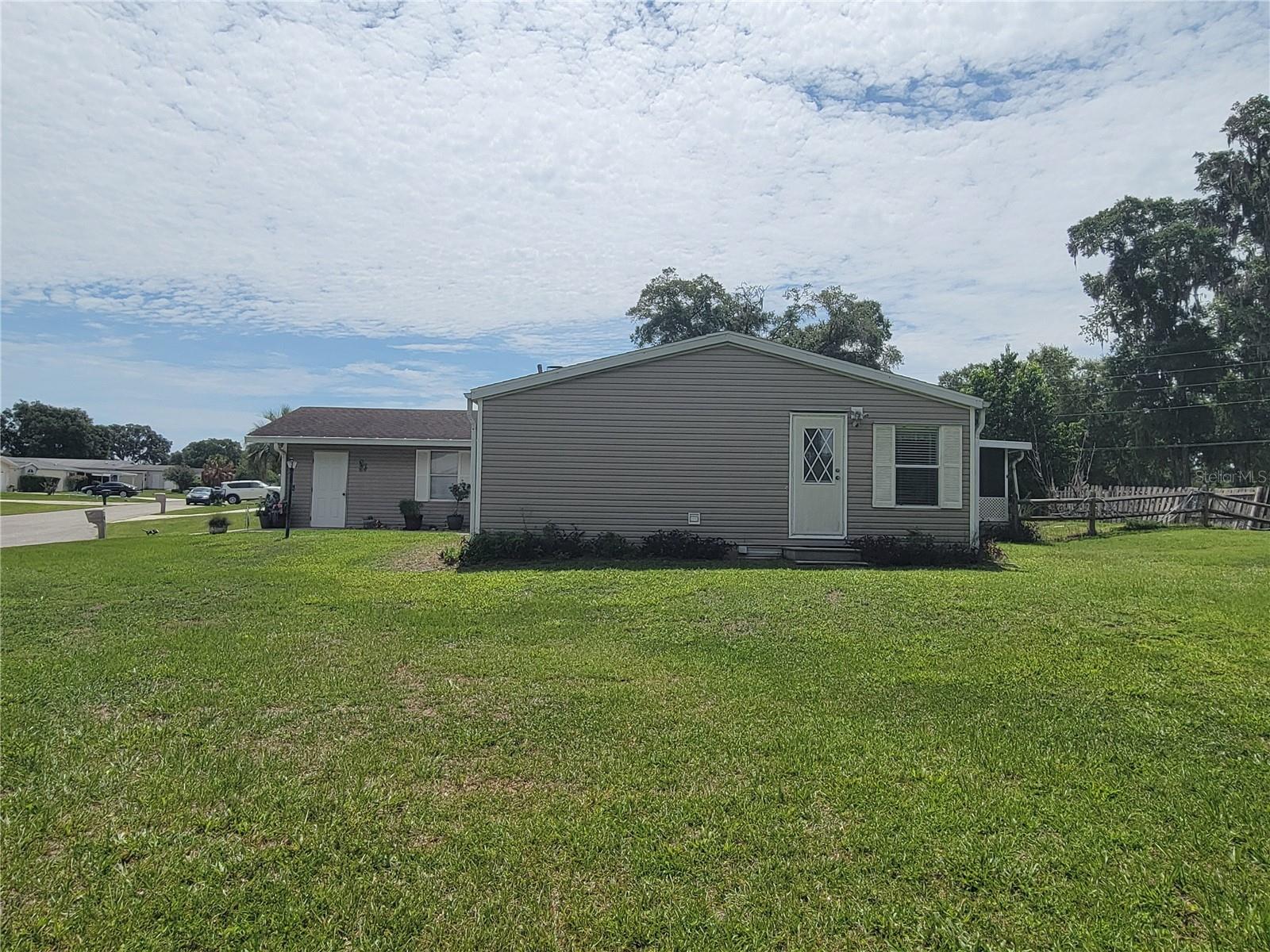 FALLS/OCALA 01 - Residential