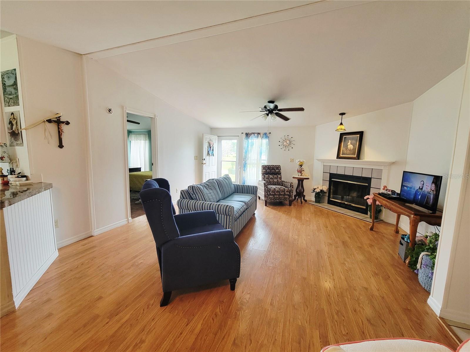 FALLS/OCALA 01 - Residential