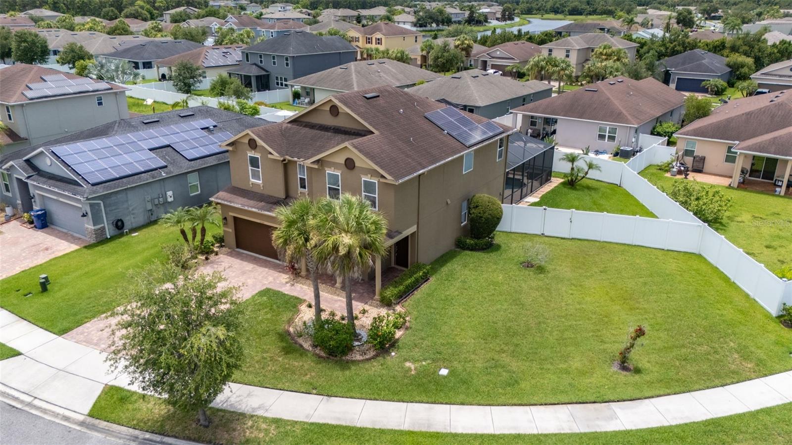 VILLAGES/TRINITY LAKES - Residential