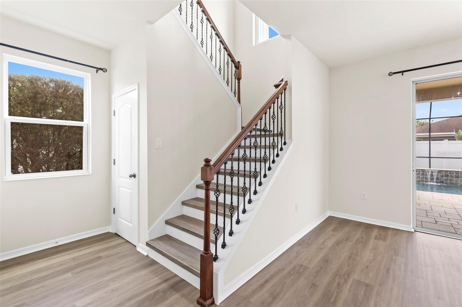 VILLAGES/TRINITY LAKES - Residential