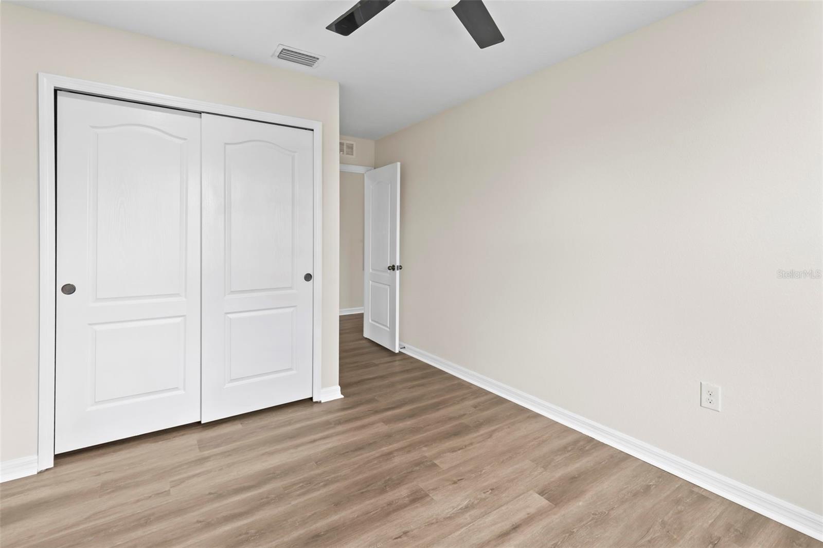 VILLAGES/TRINITY LAKES - Residential