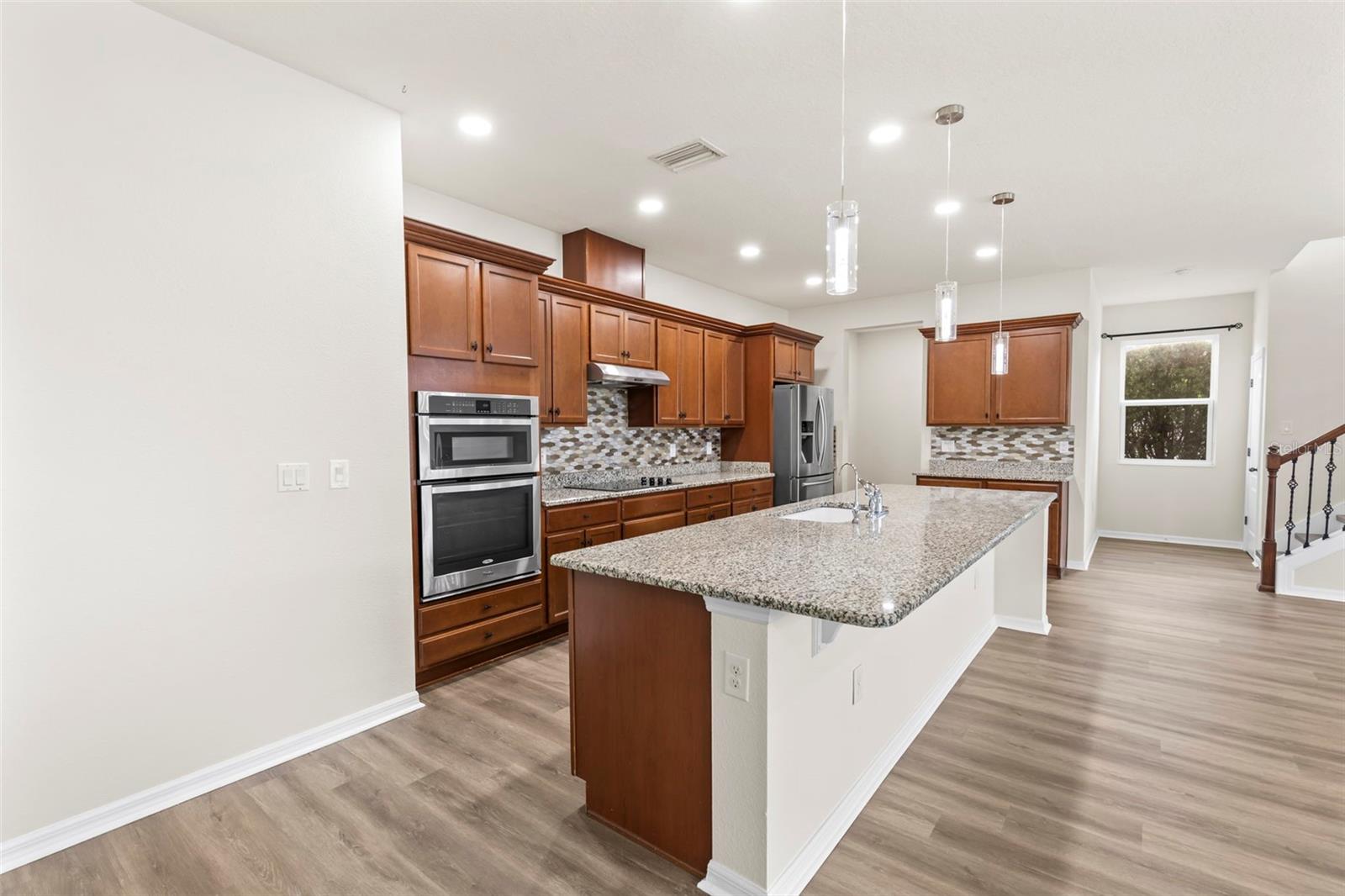VILLAGES/TRINITY LAKES - Residential