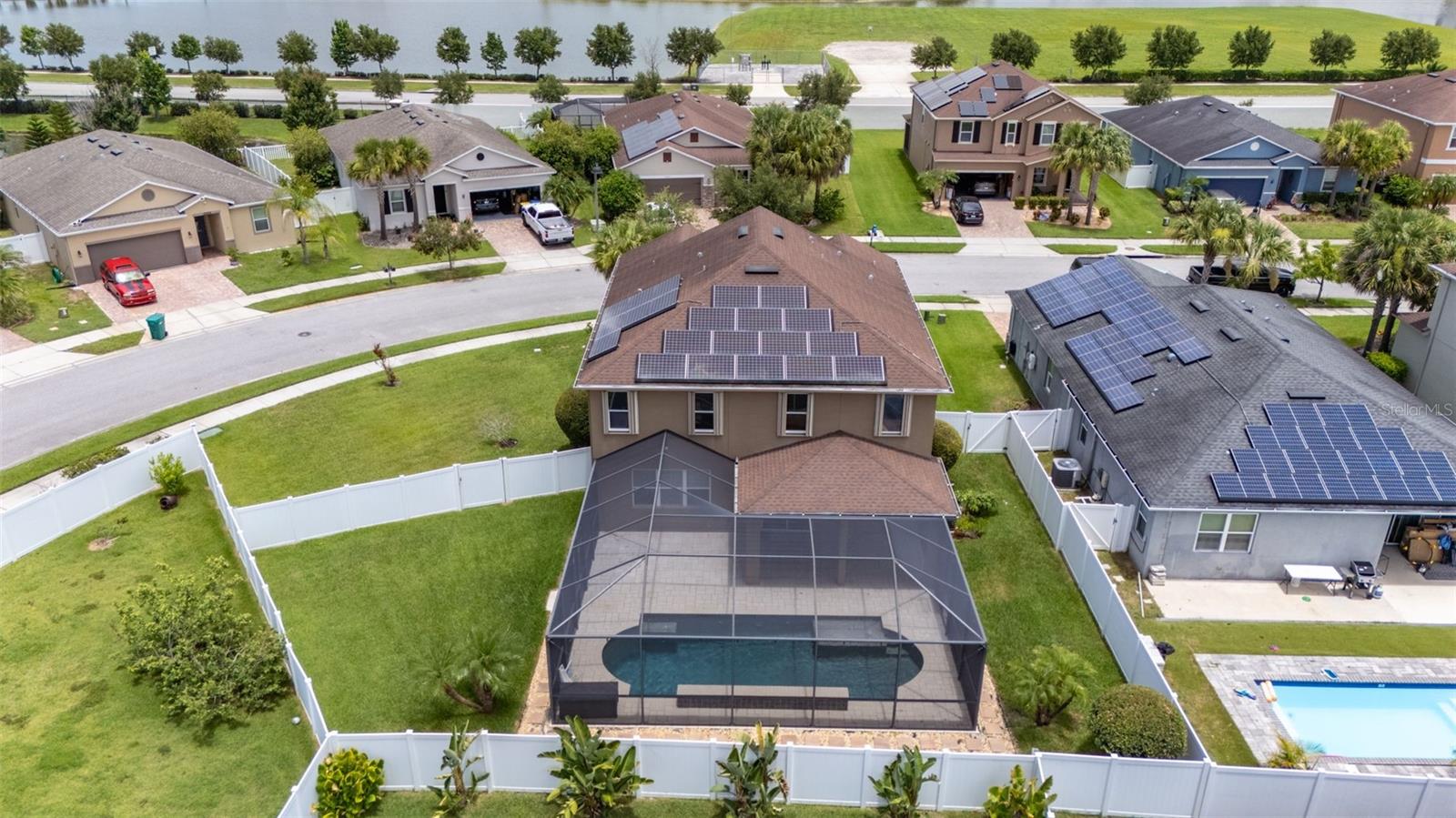 VILLAGES/TRINITY LAKES - Residential