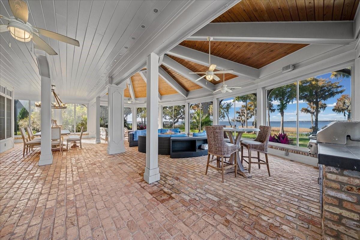 TAVARES PENINSULA TRACTS A-G REP - Residential