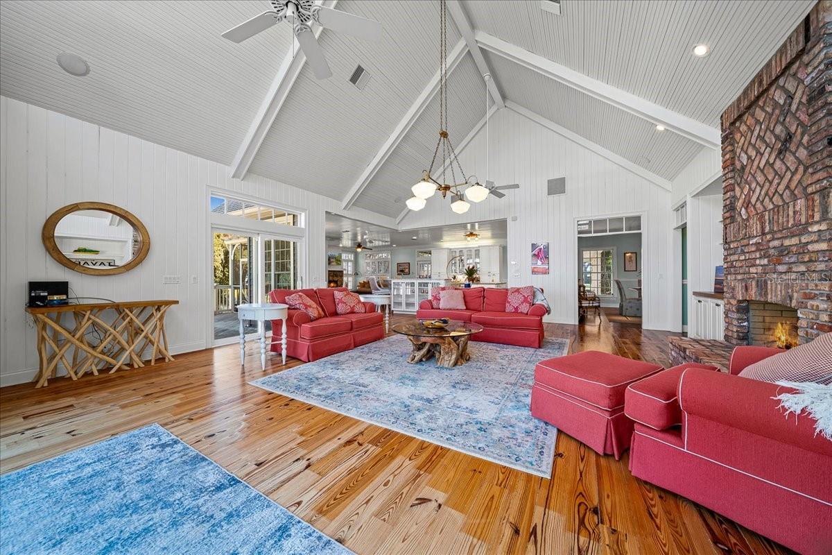 TAVARES PENINSULA TRACTS A-G REP - Residential