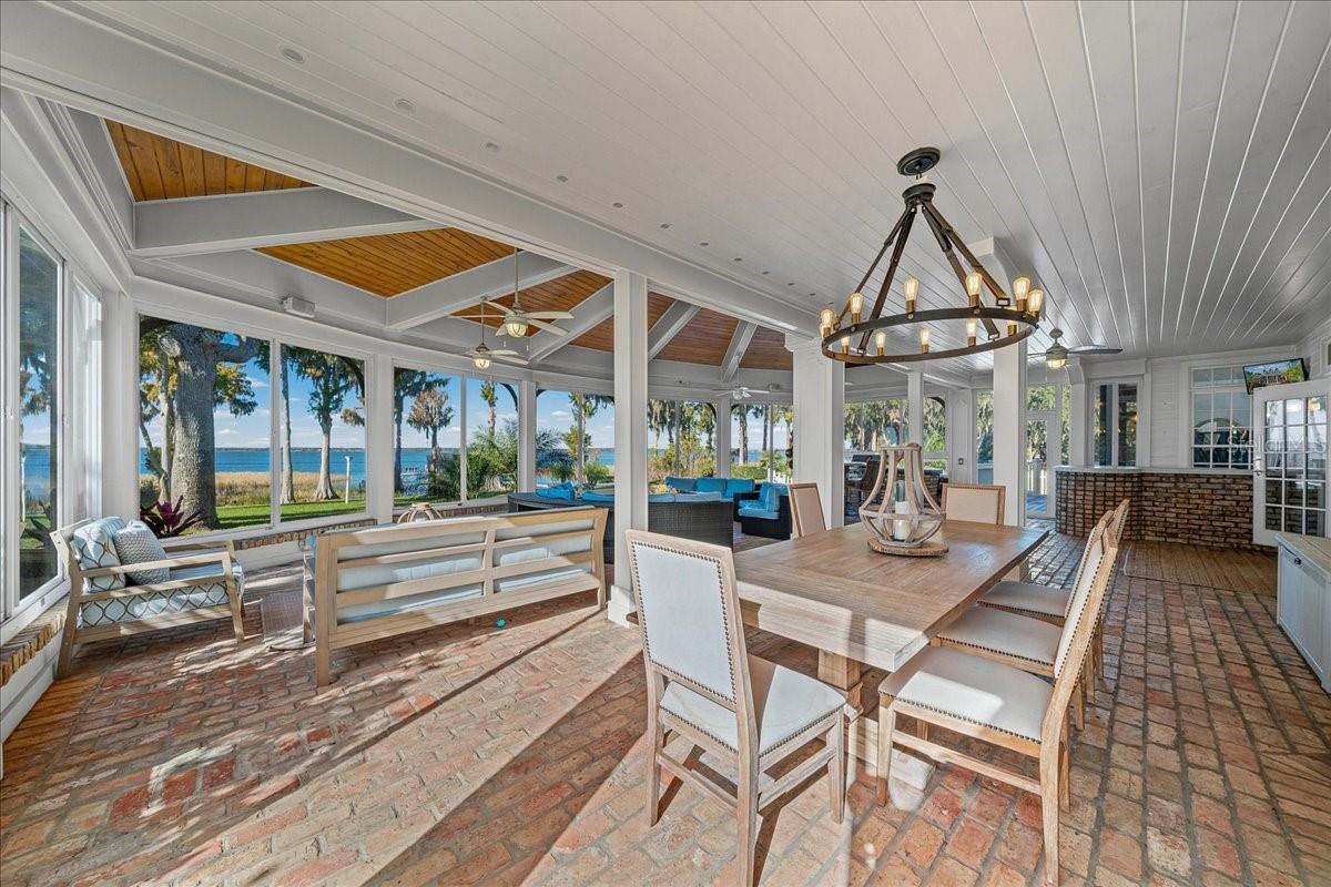 TAVARES PENINSULA TRACTS A-G REP - Residential