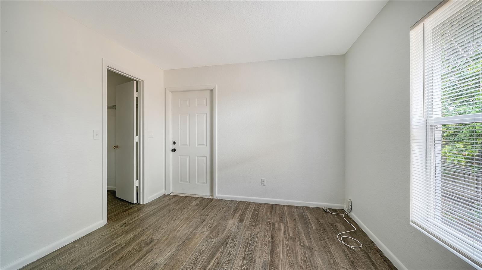 NORTH RIVERSIDE PARK - Residential
