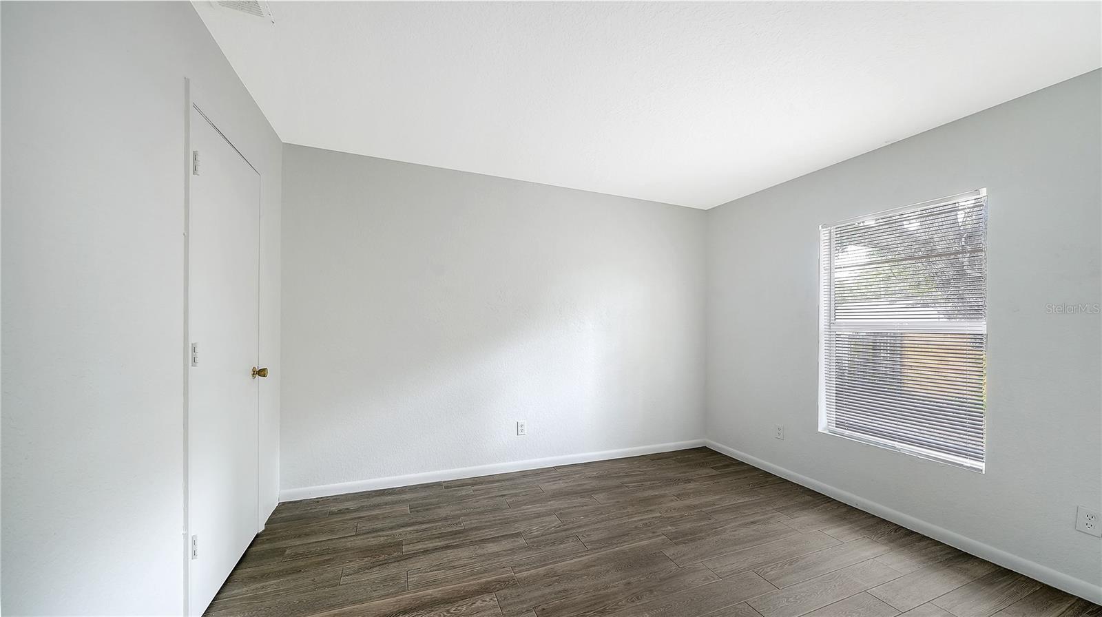 NORTH RIVERSIDE PARK - Residential
