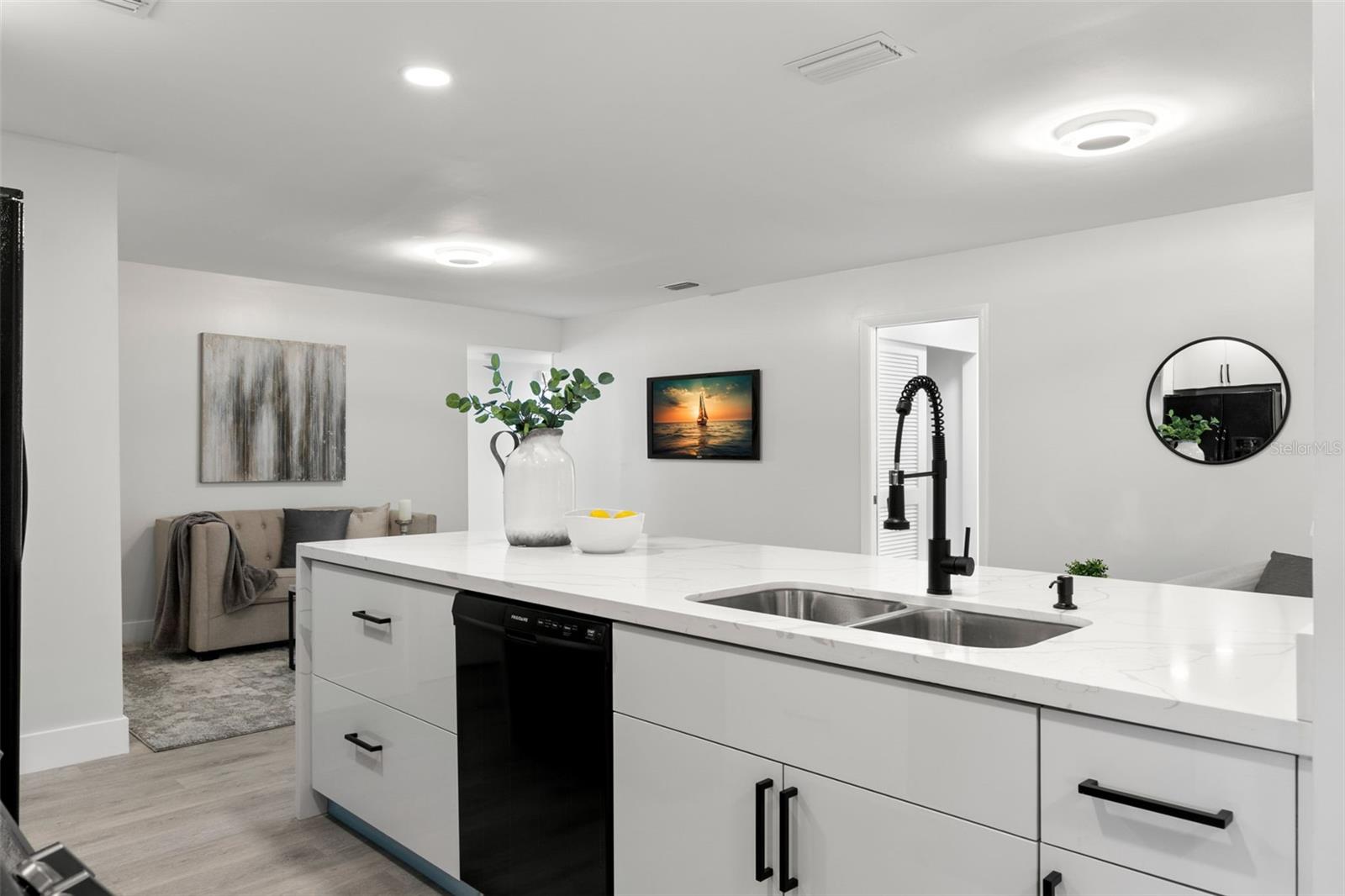 SHORE ACRES DENVER ST REP BAYOU GRANDE SEC - Residential