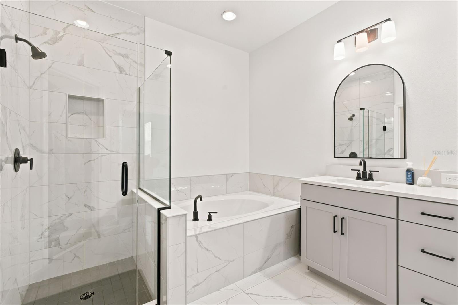 RIVINGTON PH 2A - Residential