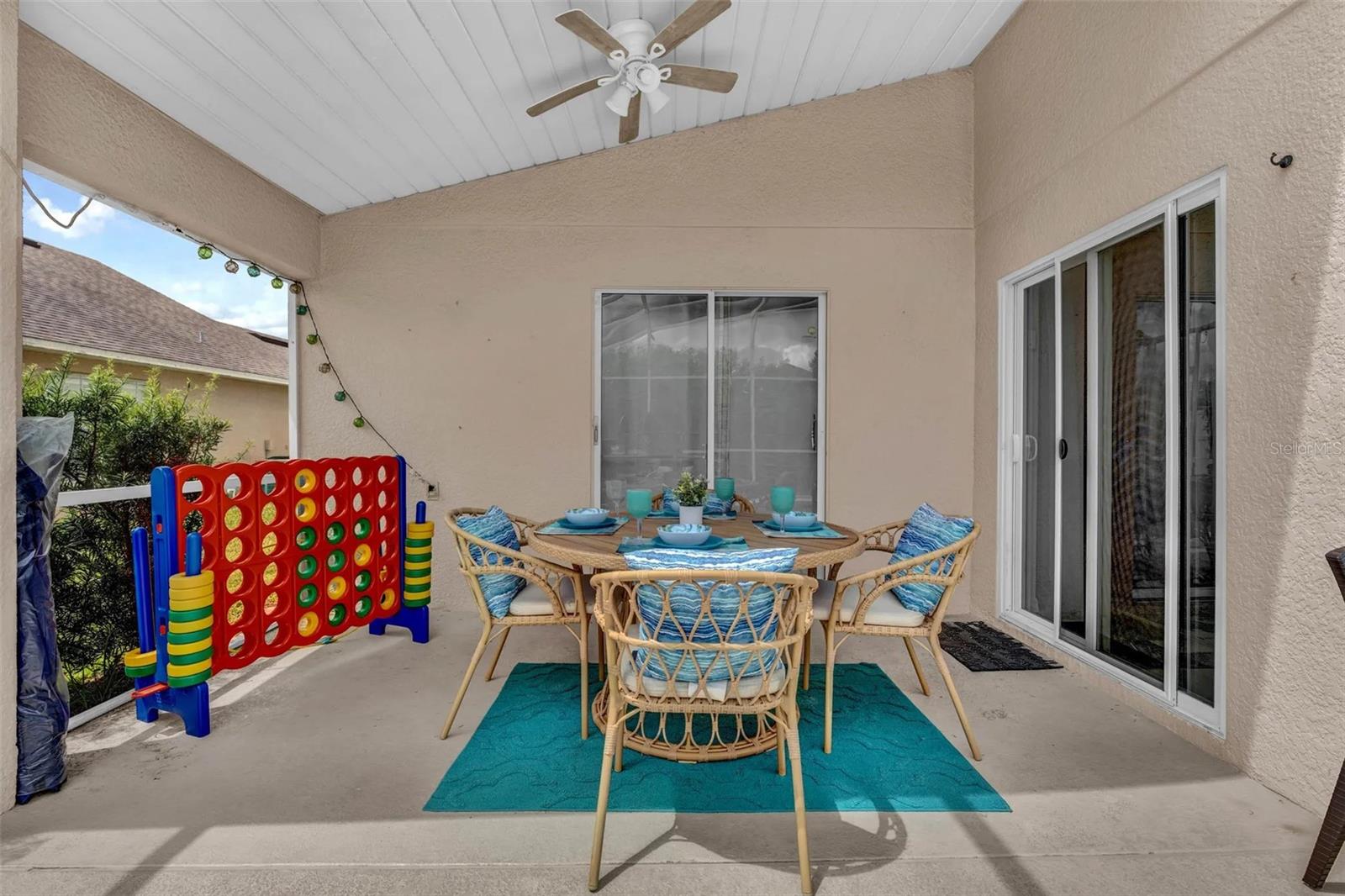 ROLLING HILLS ESTATES UNIT 1 AT FORMOSA GARDENS - Residential