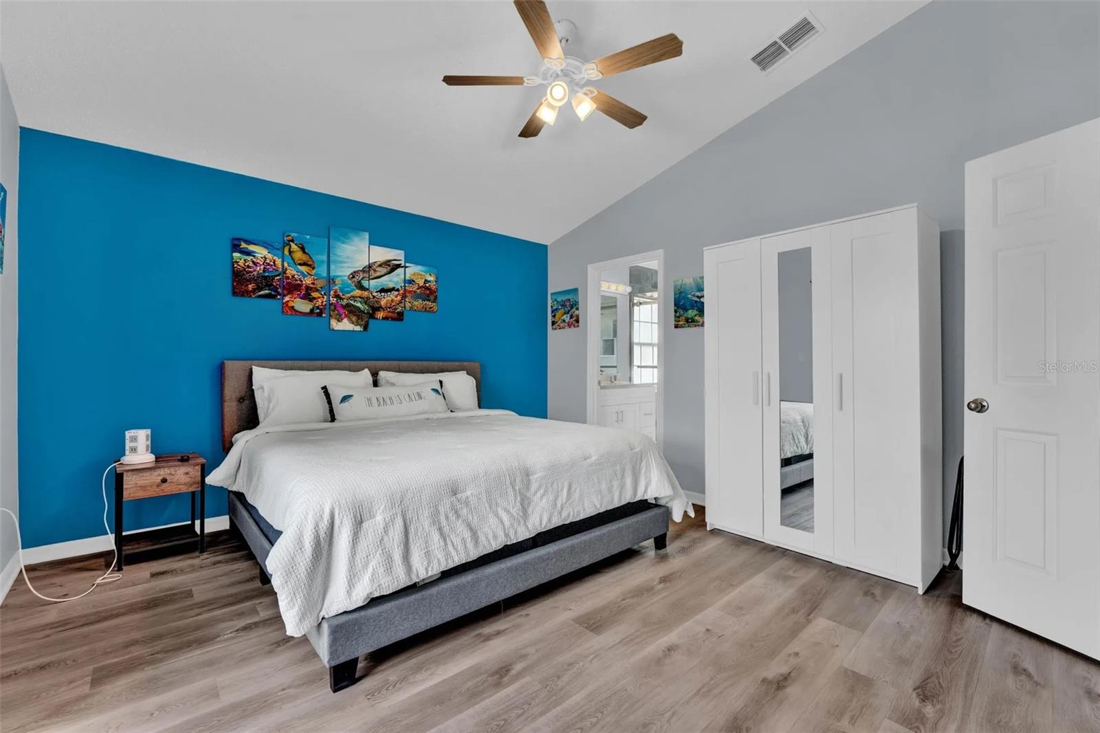ROLLING HILLS ESTATES UNIT 1 AT FORMOSA GARDENS - Residential