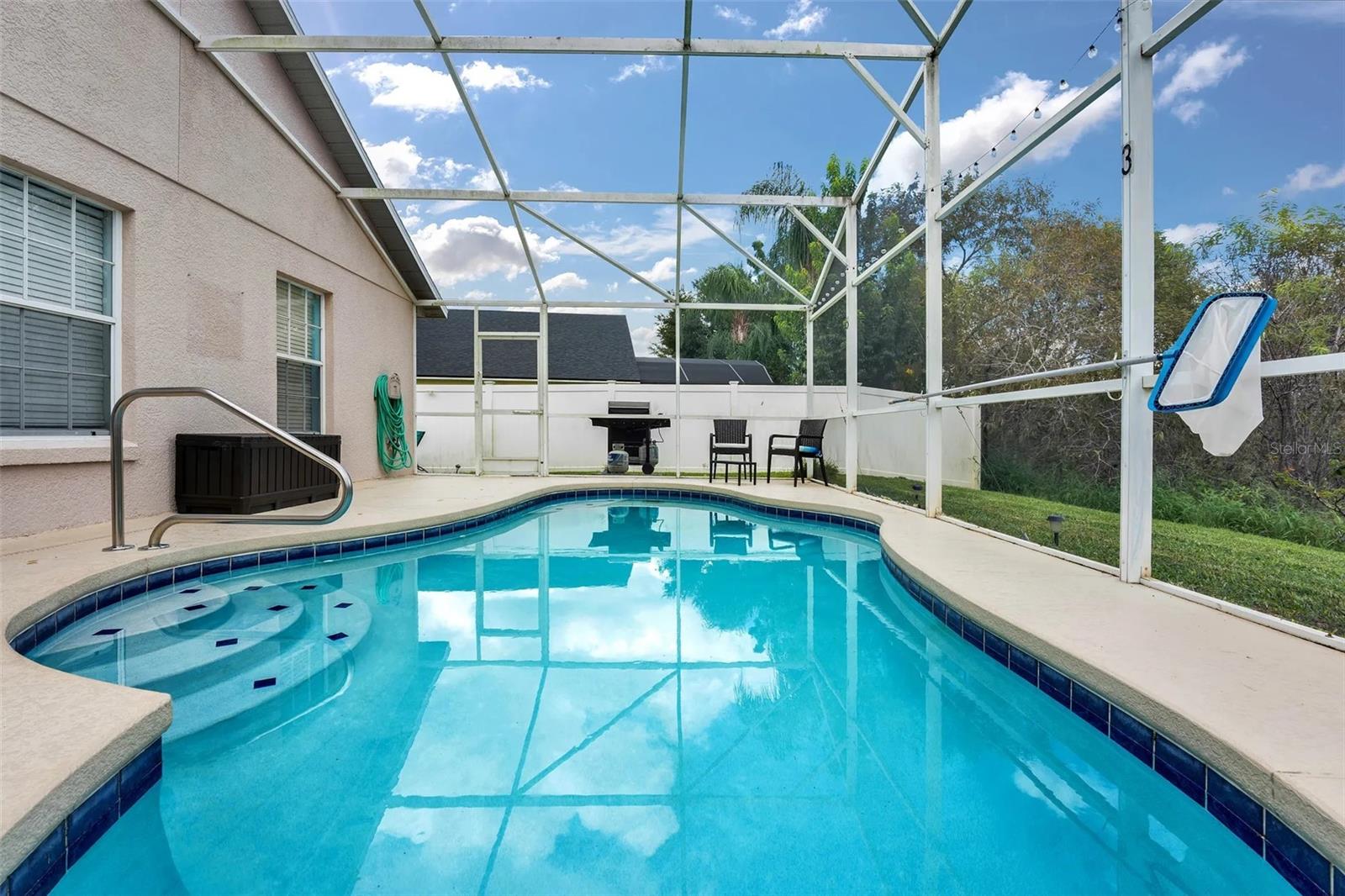 ROLLING HILLS ESTATES UNIT 1 AT FORMOSA GARDENS - Residential