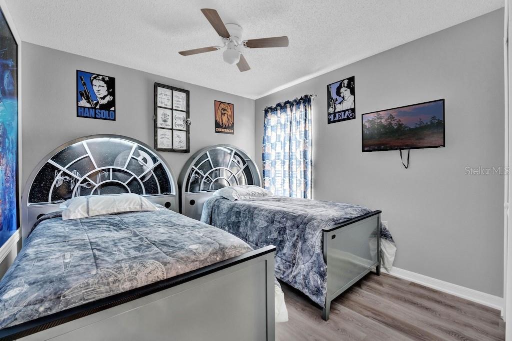 ROLLING HILLS ESTATES UNIT 1 AT FORMOSA GARDENS - Residential