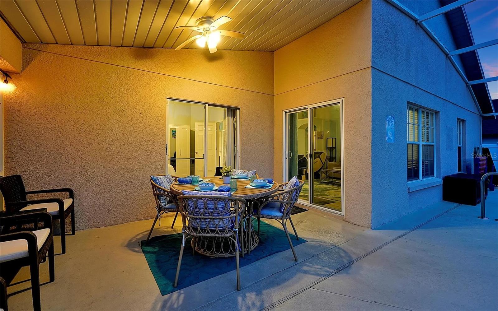 ROLLING HILLS ESTATES UNIT 1 AT FORMOSA GARDENS - Residential