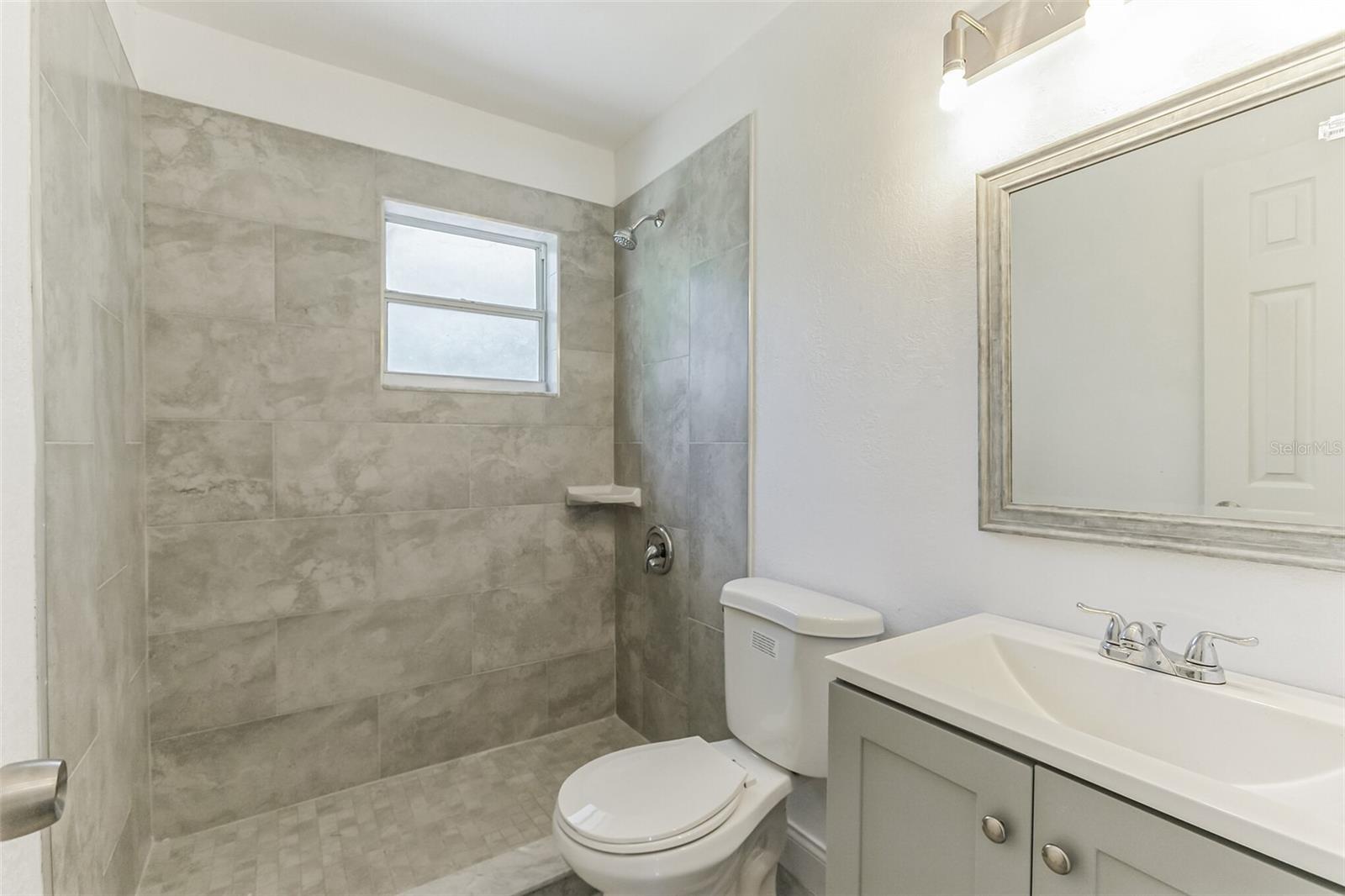 MALIBU GROVES NINTH ADD - Residential