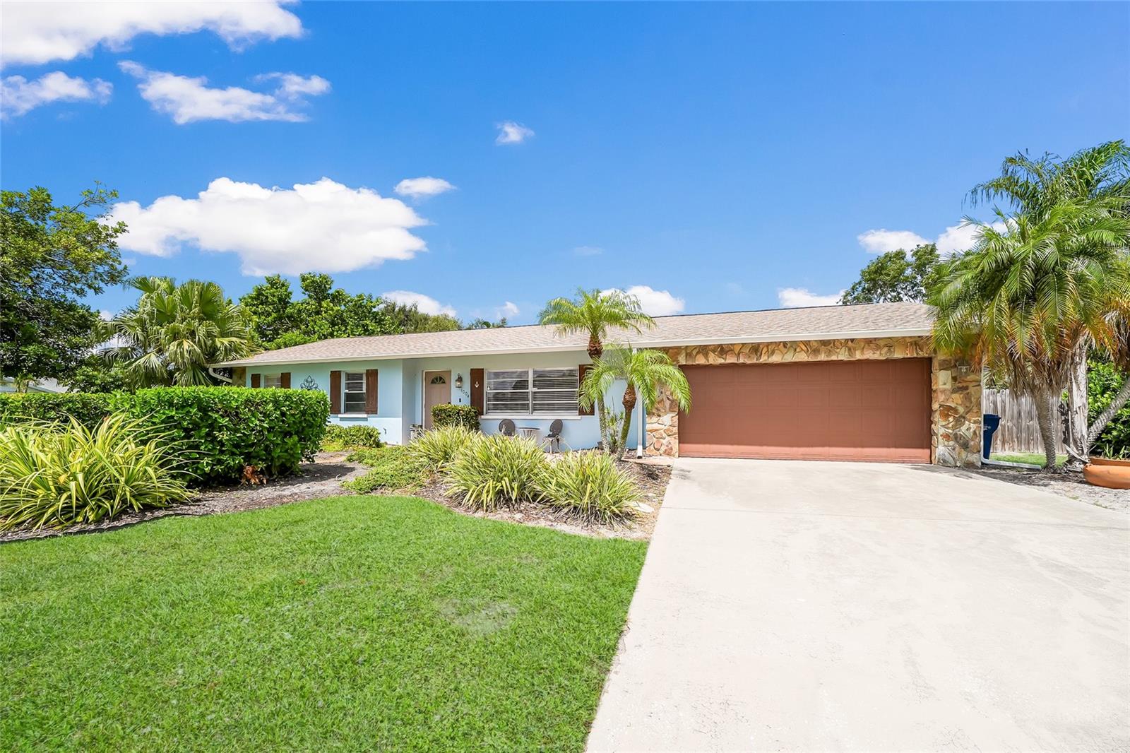 BONNIE LYNN ESTATES - Residential