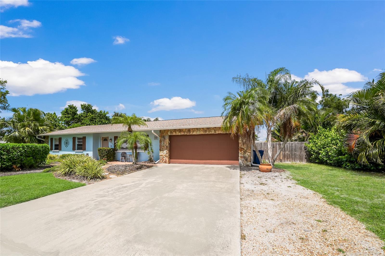 BONNIE LYNN ESTATES - Residential