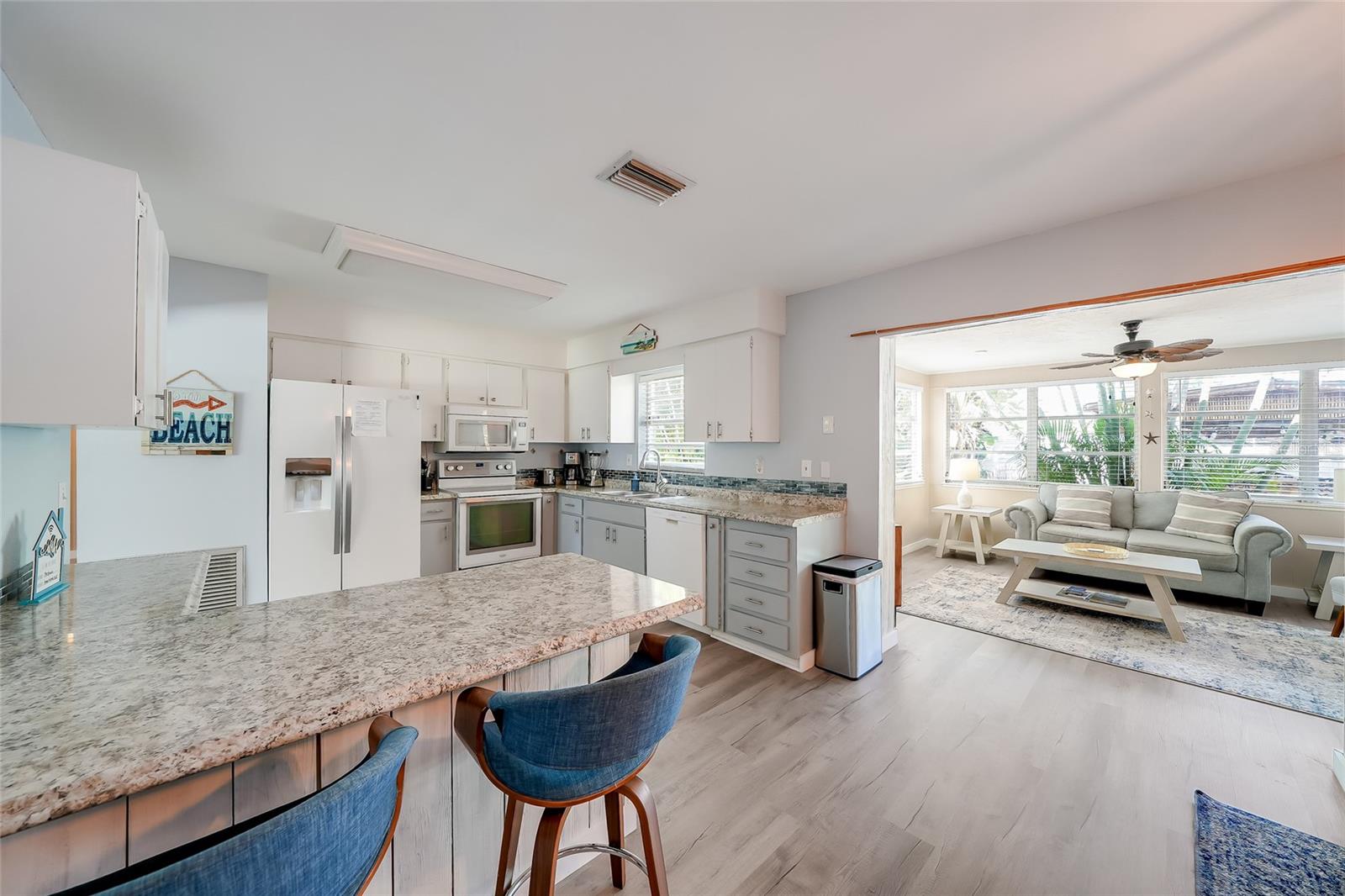 BONNIE LYNN ESTATES - Residential