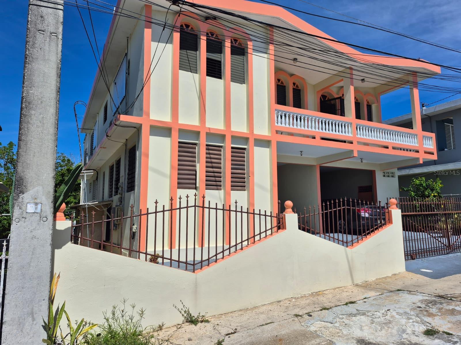 CALLE JOSÉ HERNÁNDEZ - Residential