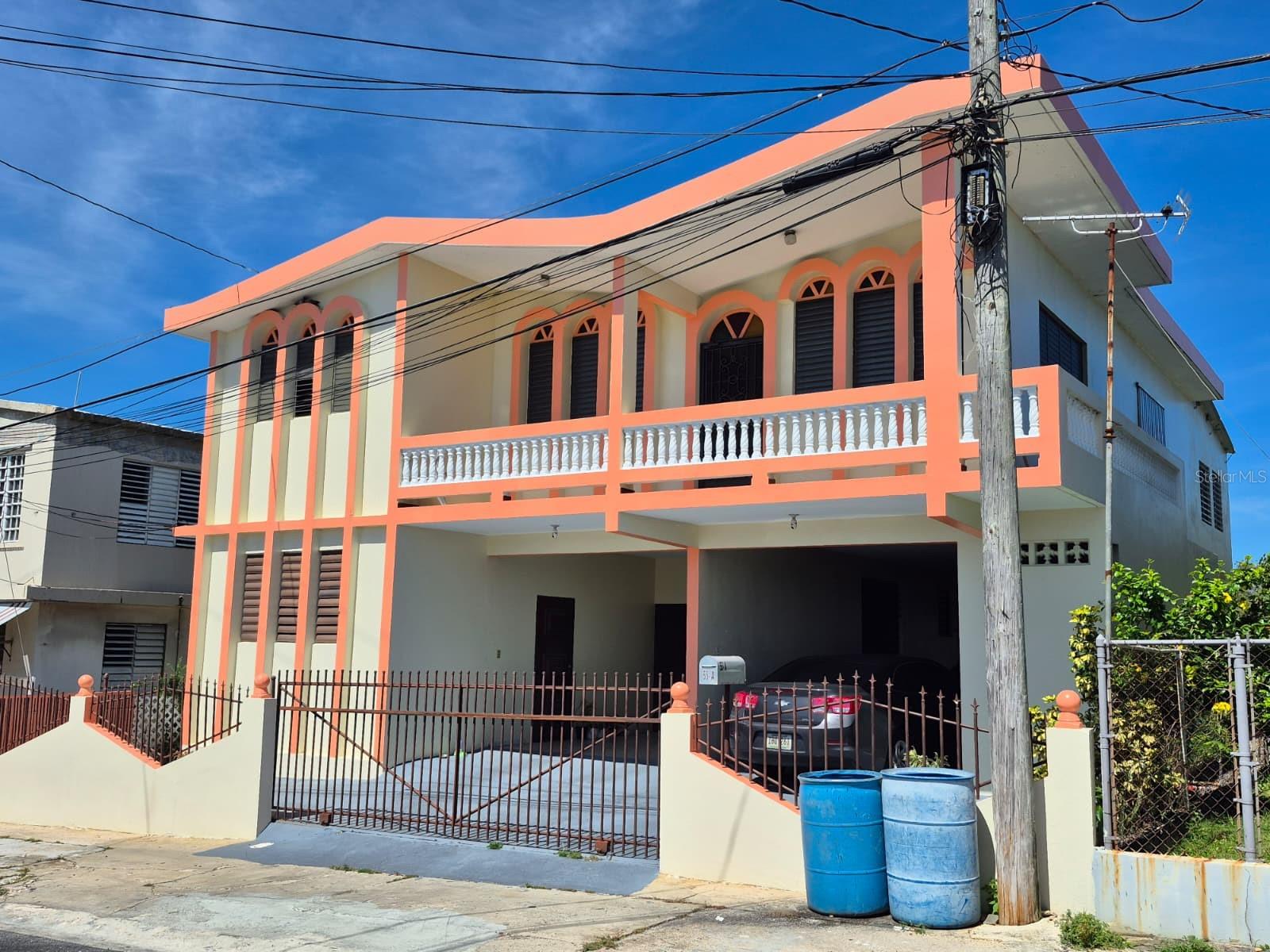 CALLE JOSÉ HERNÁNDEZ - Residential