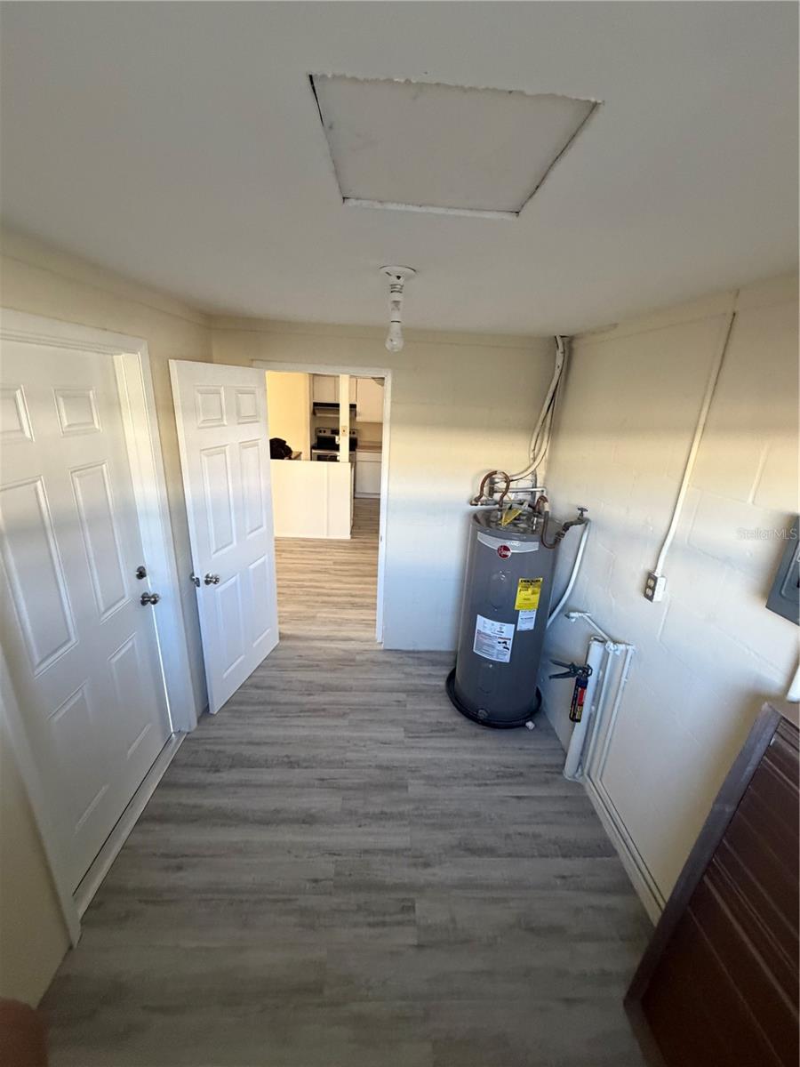 FRUITLAND PARK - Residential