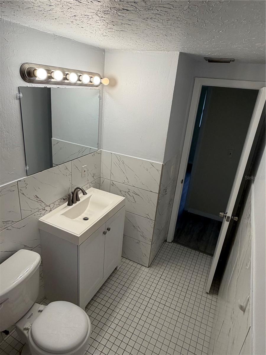 FRUITLAND PARK - Residential