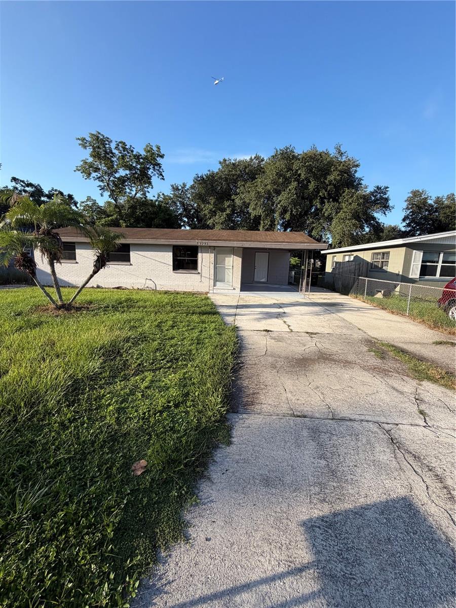 FRUITLAND PARK - Residential