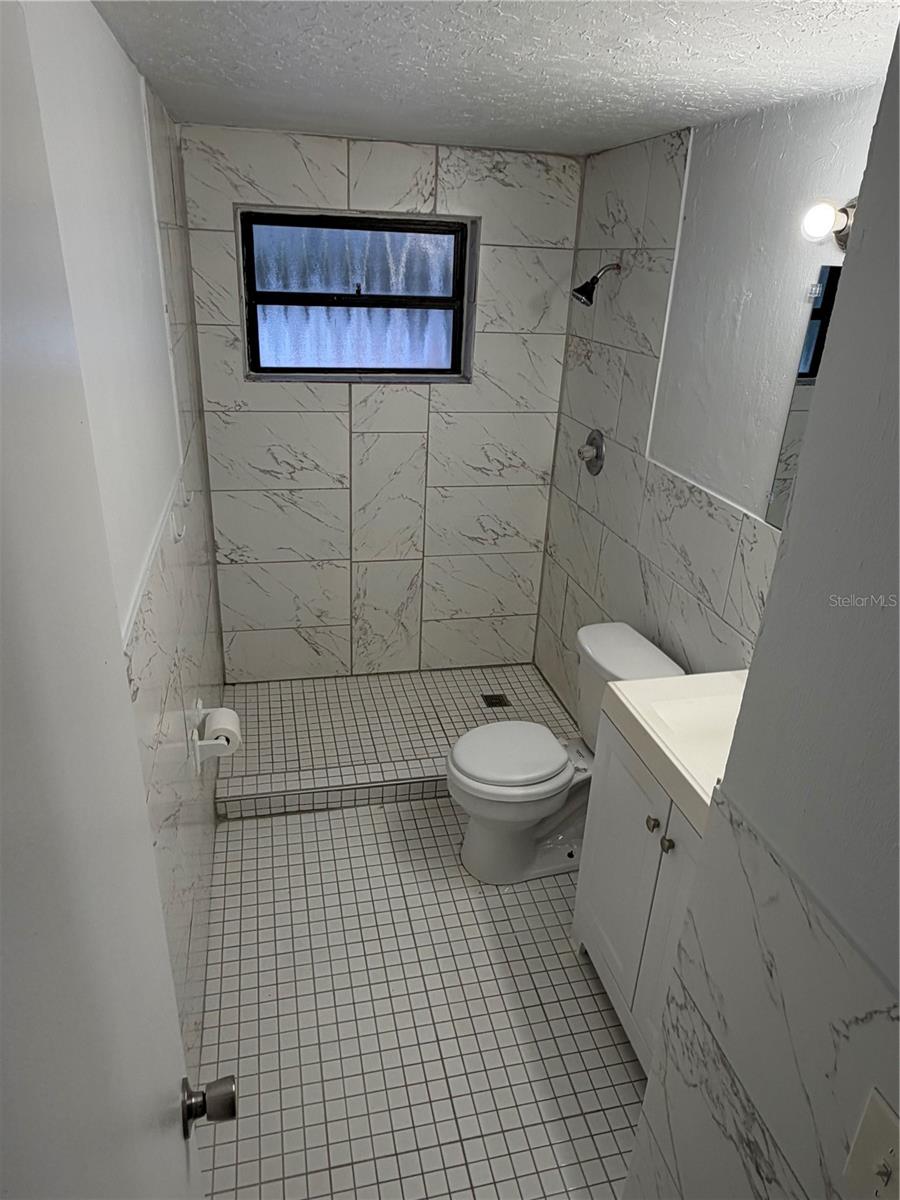 FRUITLAND PARK - Residential