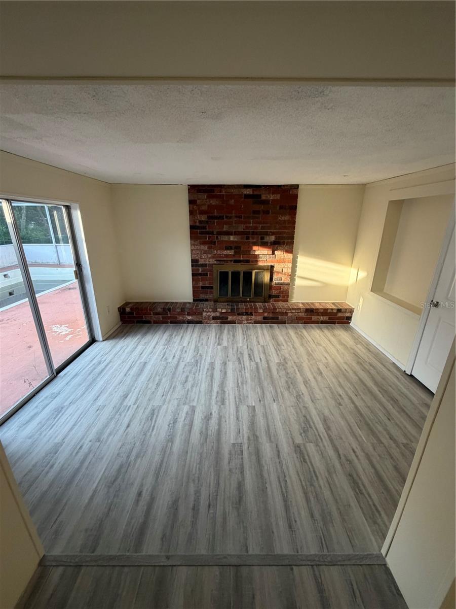 FRUITLAND PARK - Residential