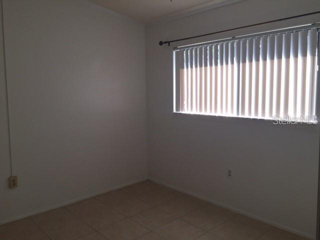 BROOKSIDE 2 - Residential Lease