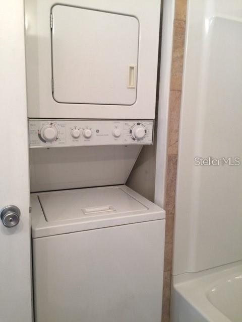 BROOKSIDE 2 - Residential Lease