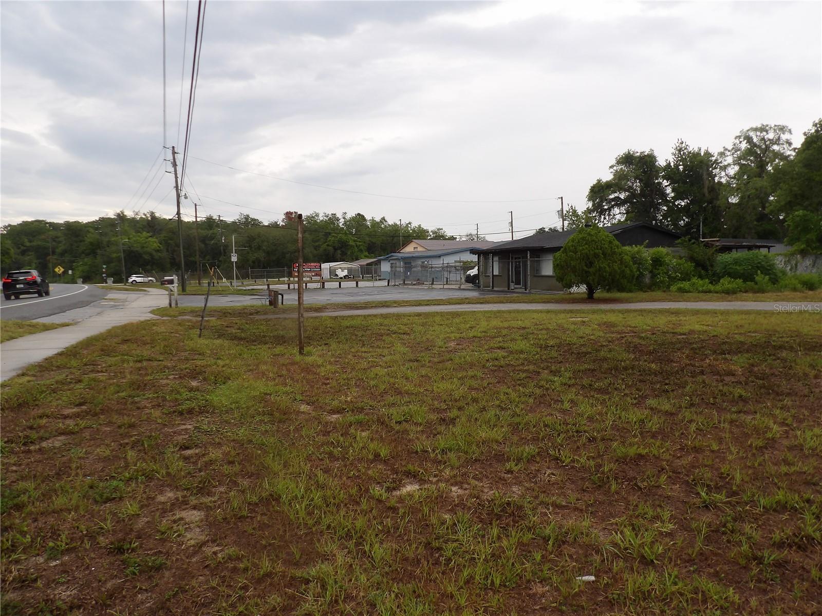 MOON LAKE ESTATES - Residential
