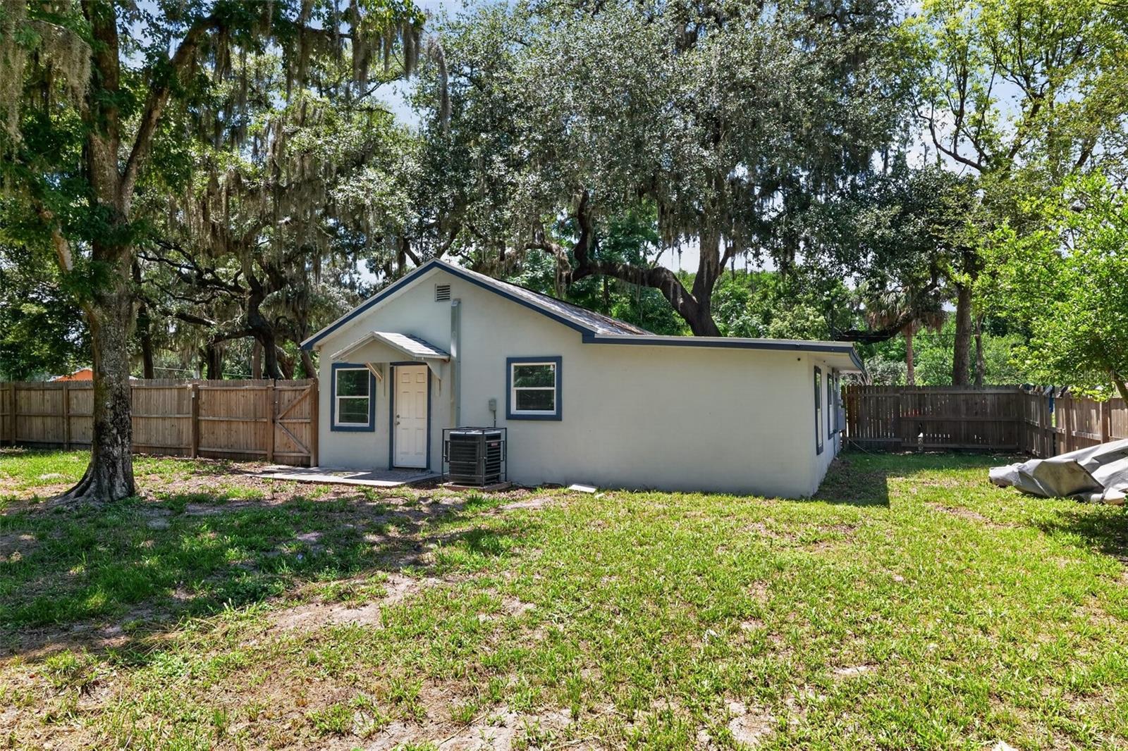BELLE SHORE ISLES - Residential
