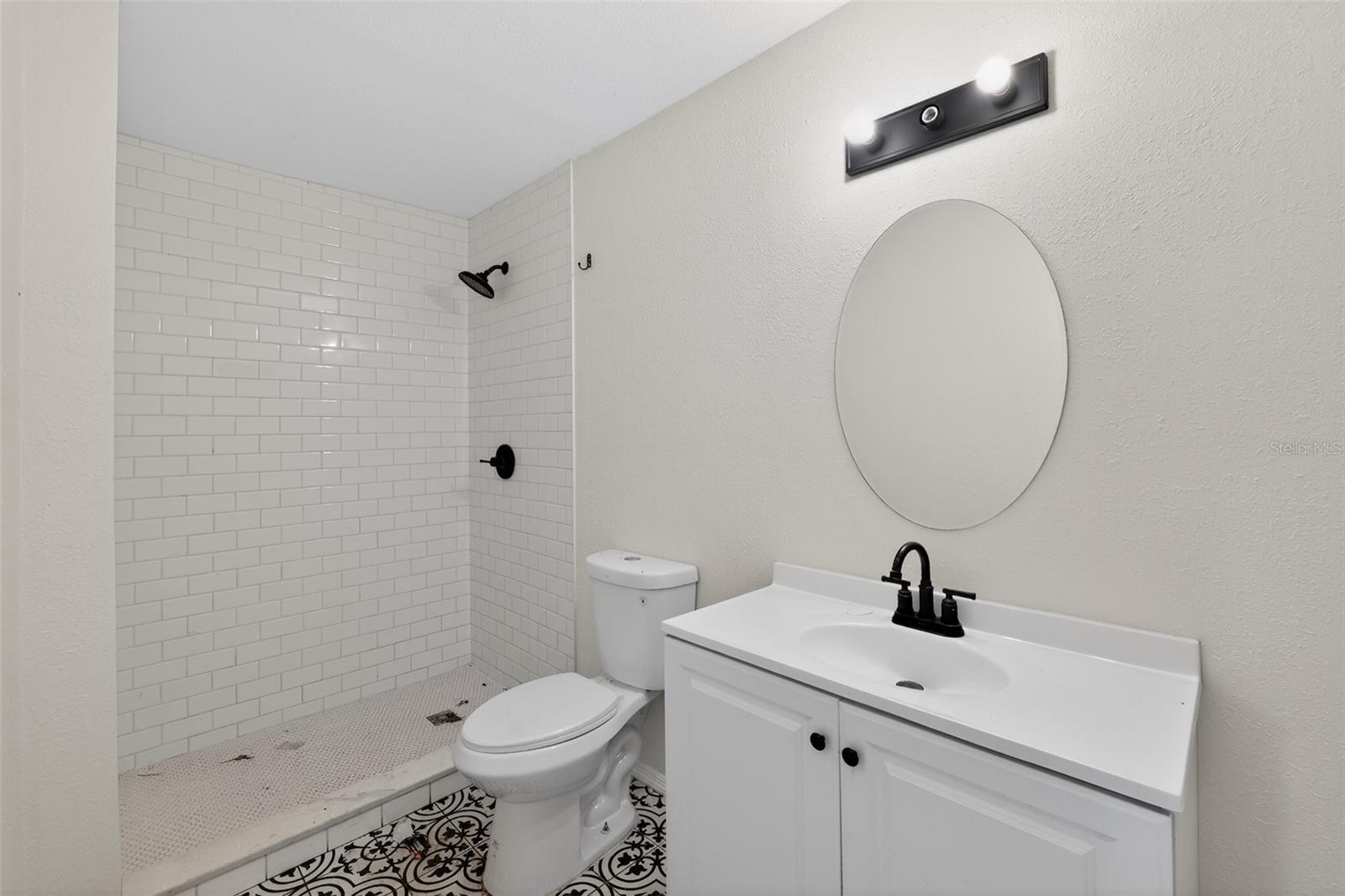 BELLE SHORE ISLES - Residential