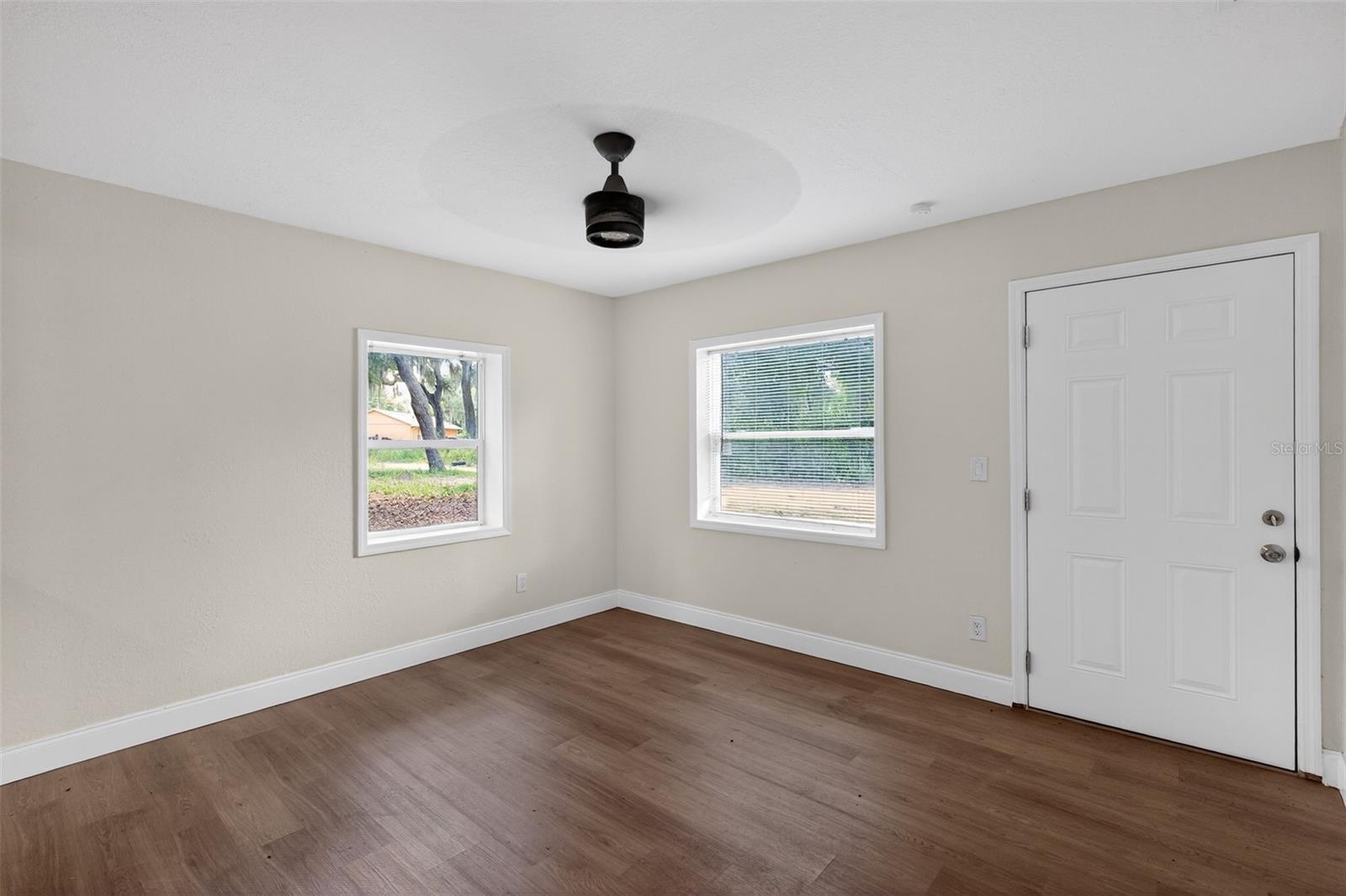 BELLE SHORE ISLES - Residential
