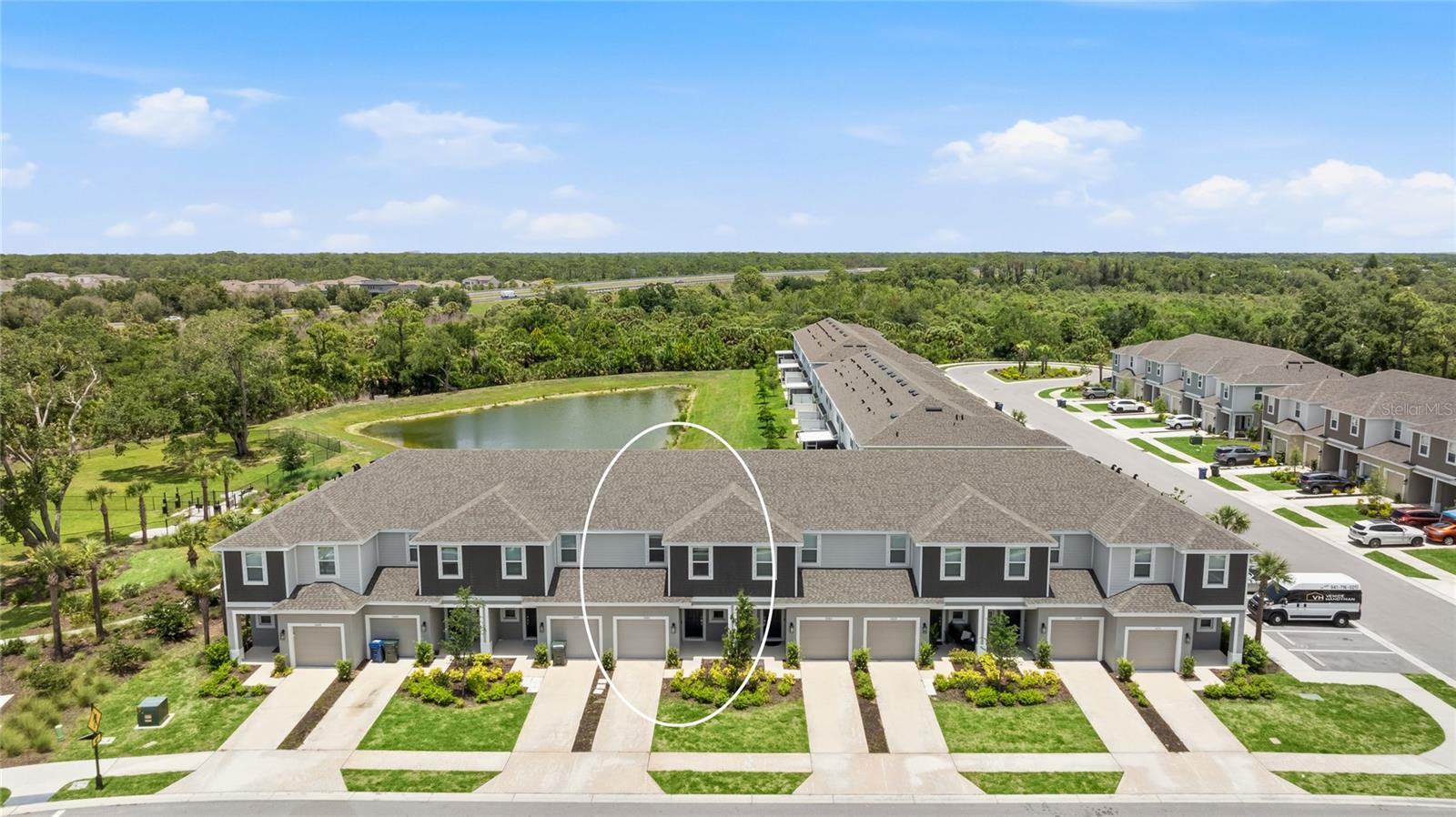 VINTERRA TWNHMS - Residential