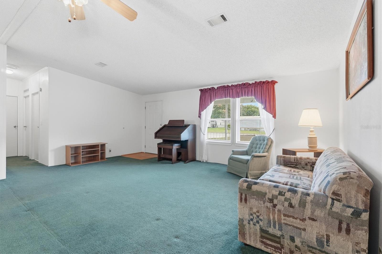 MOBILE HOME MDWS - Residential