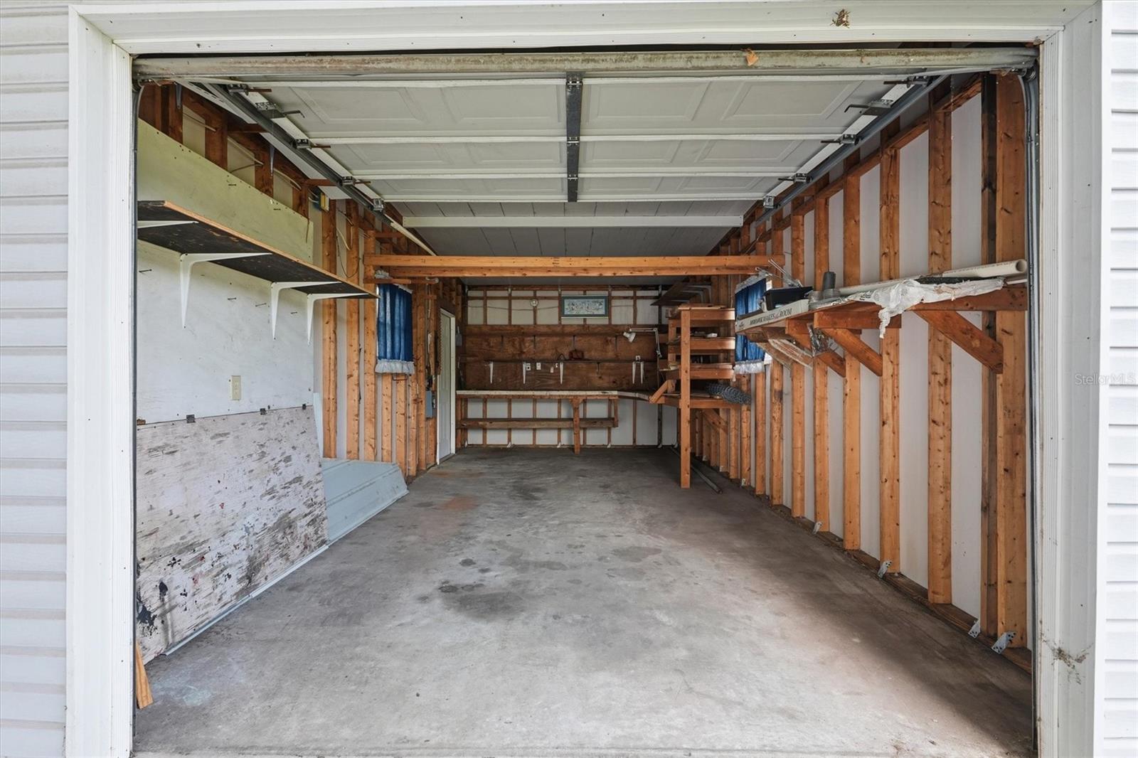 MOBILE HOME MDWS - Residential