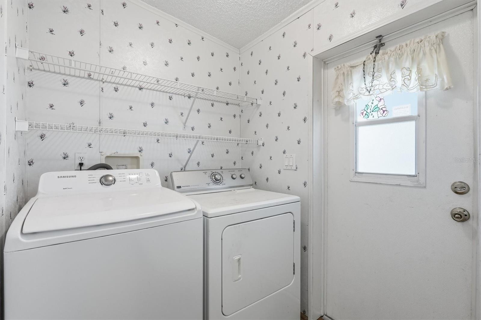 MOBILE HOME MDWS - Residential