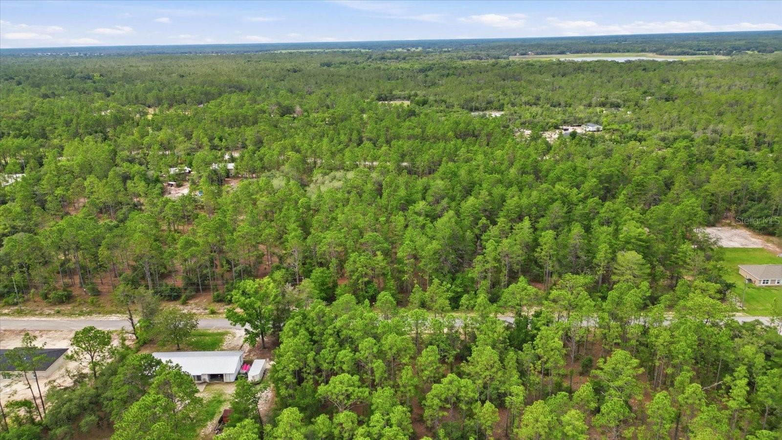 RAINBOW LAKES ESTATE - Land