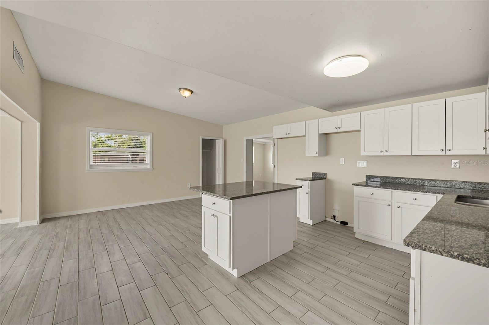 PINE HILLS SUB 4 - Residential