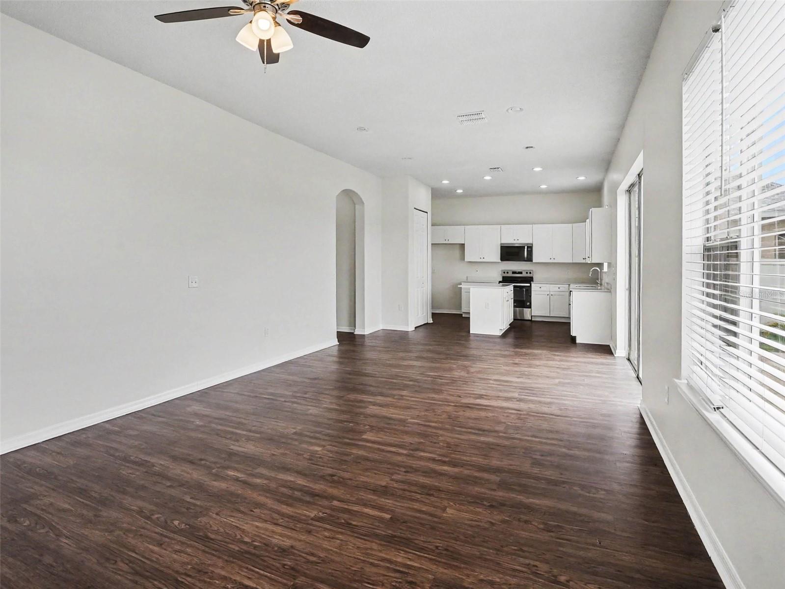 SANDHILL PRESERVE - Residential