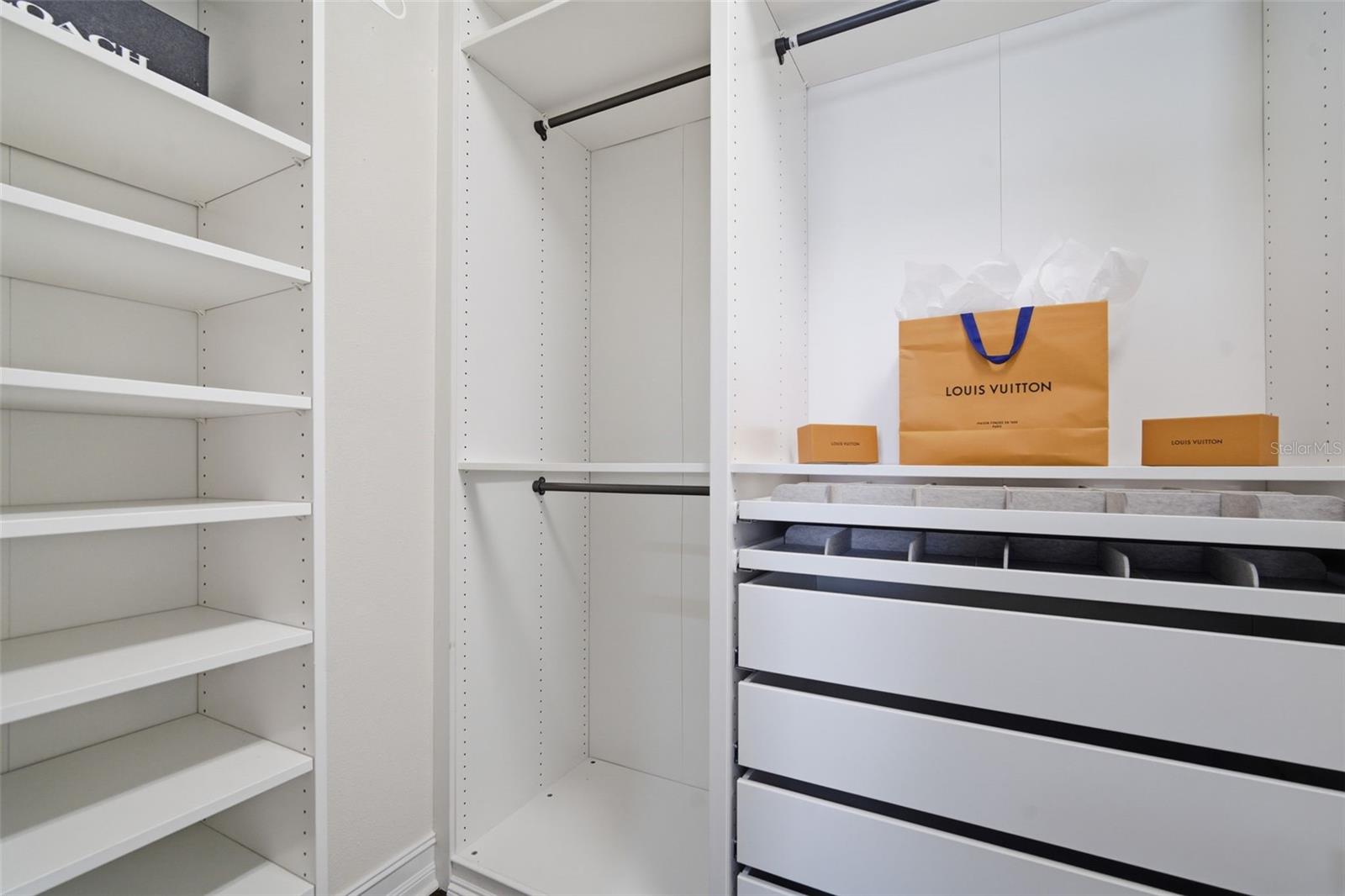 ESTANCIA PH 1B - Residential