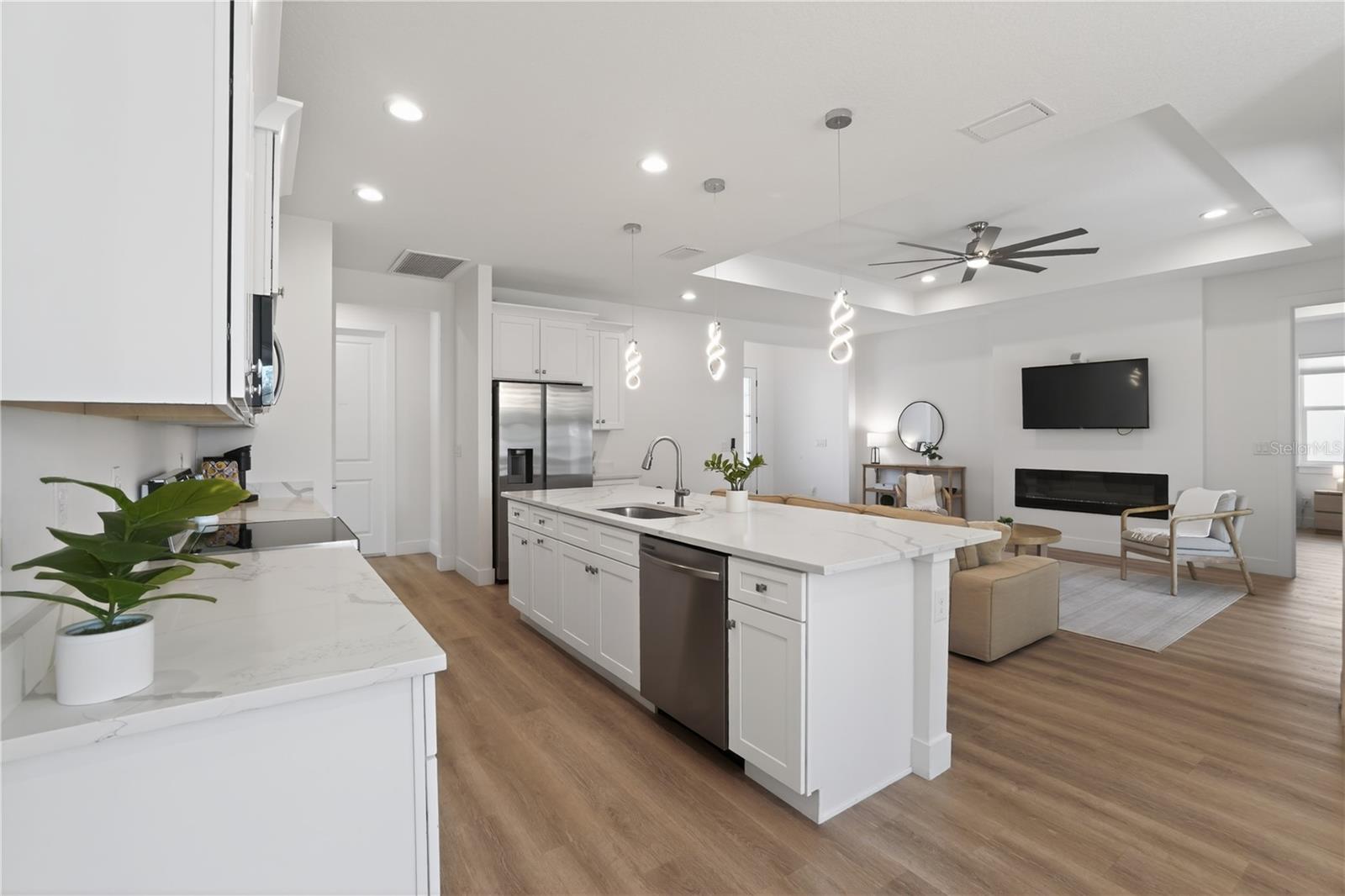 PORT CHARLOTTE SUB 12 - Residential Lease