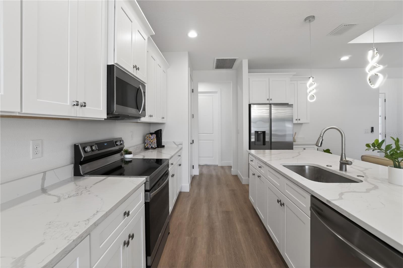 PORT CHARLOTTE SUB 12 - Residential Lease