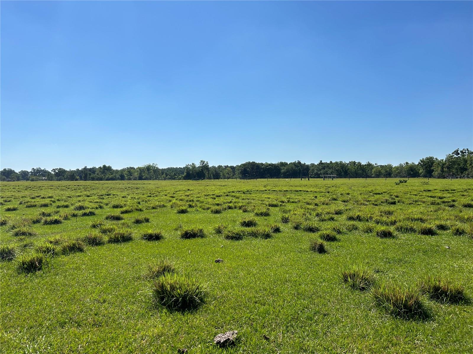 STARK ESTATES - Land