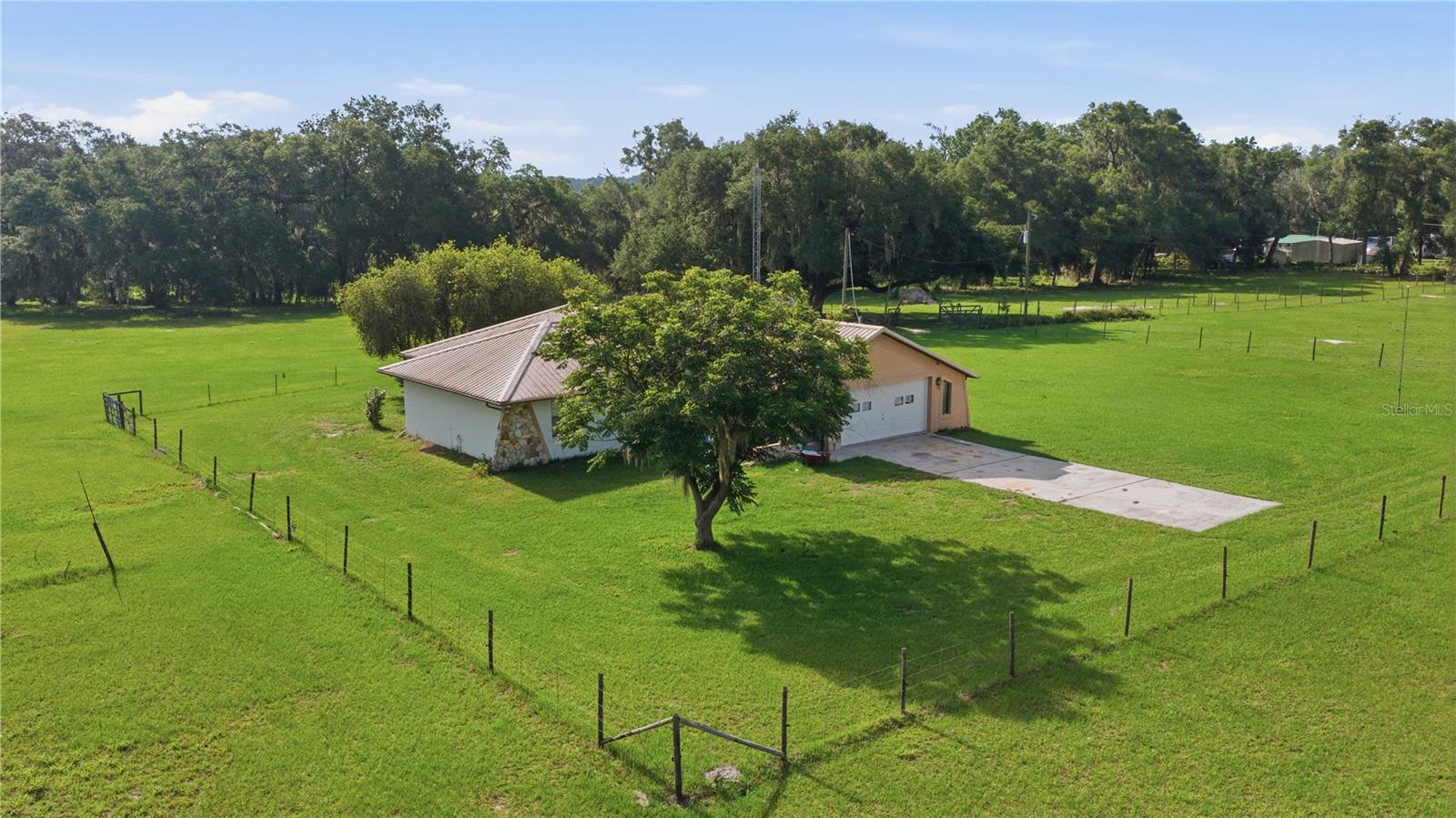 VANNS UNPLATTED SUB - Residential
