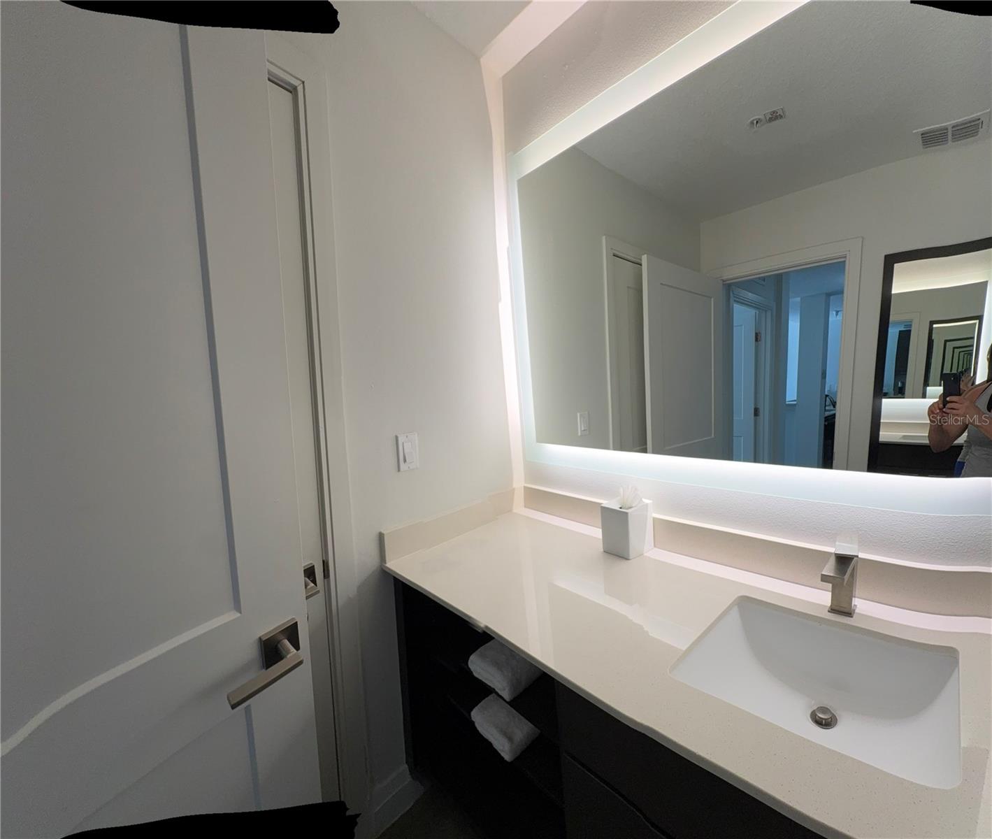 GROVE RESORT AND SPA HOTEL  CONDOMINIUM - Residential